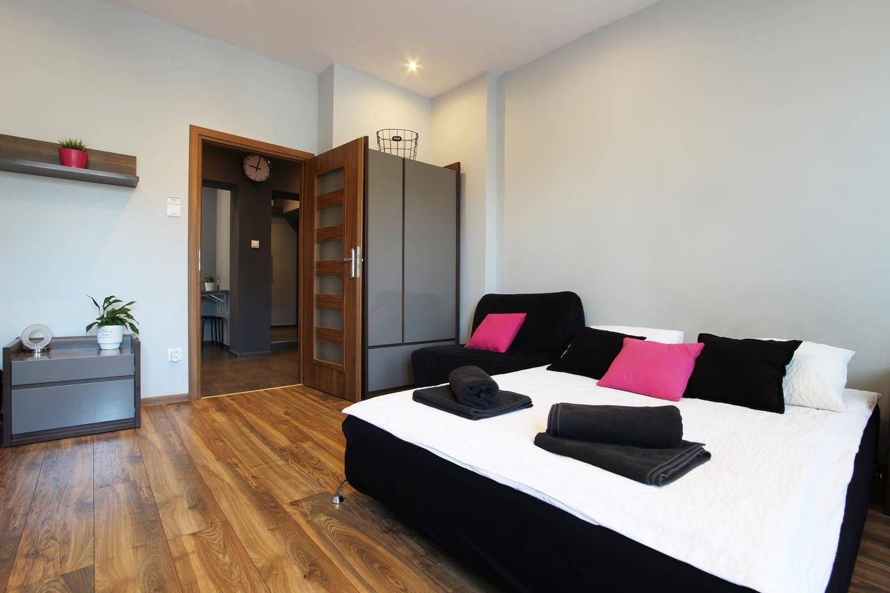 Rainbow Apartments 1 Краков Экстерьер фото